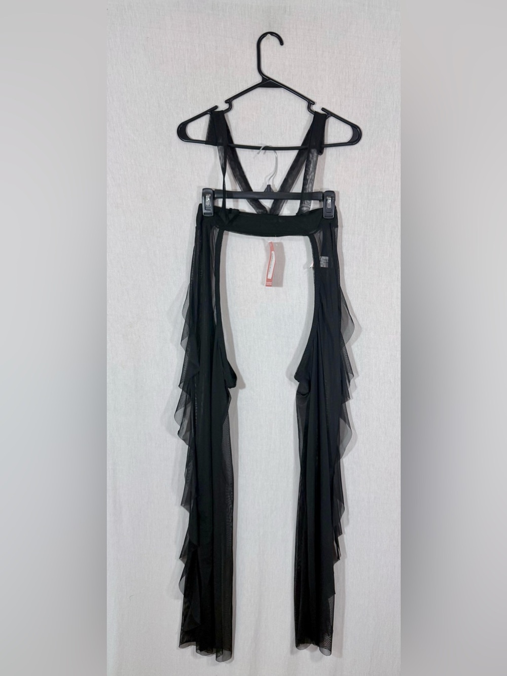 Boohoo NWT size 6 rave chaps: Black Sheer side ruffle